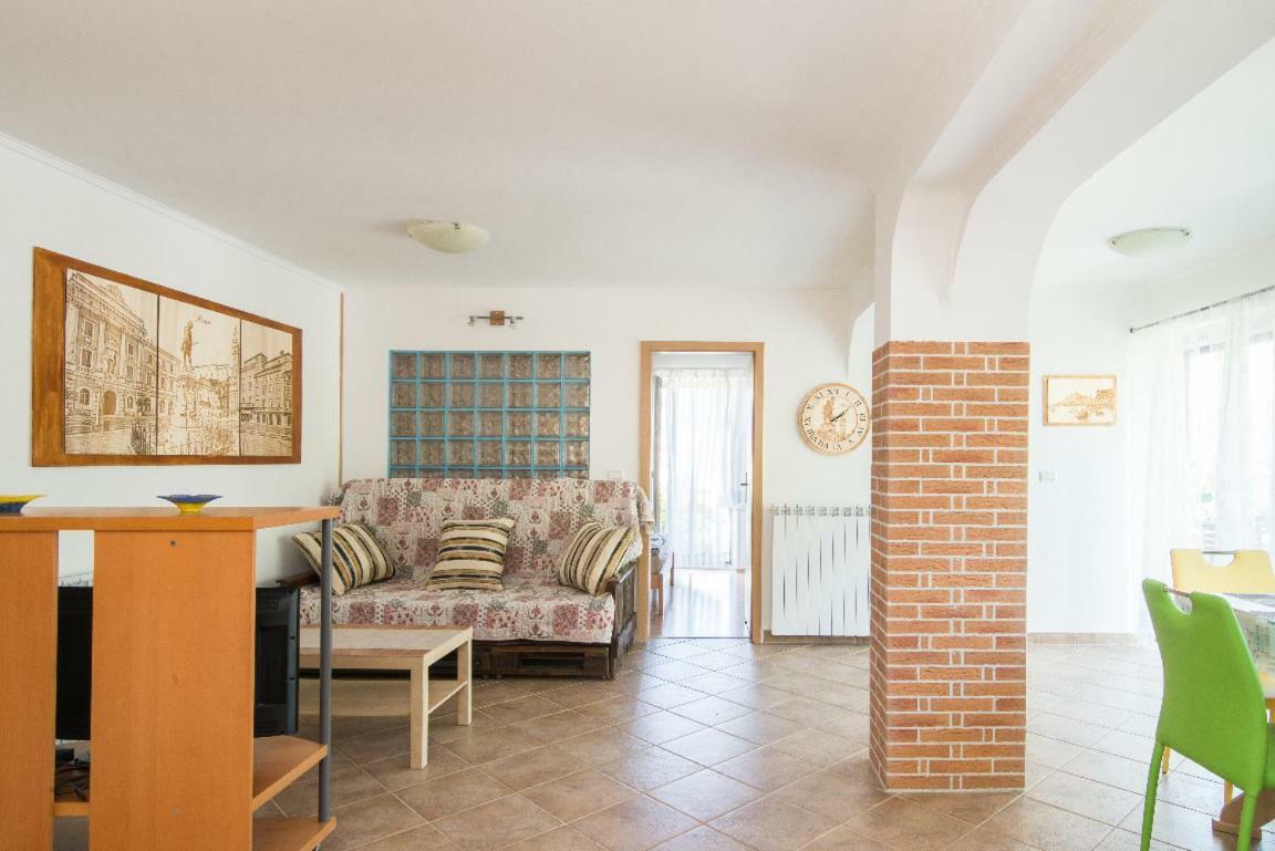 Solmar, Apartment With Big Terrace Near Nature Portoroz Exterior foto